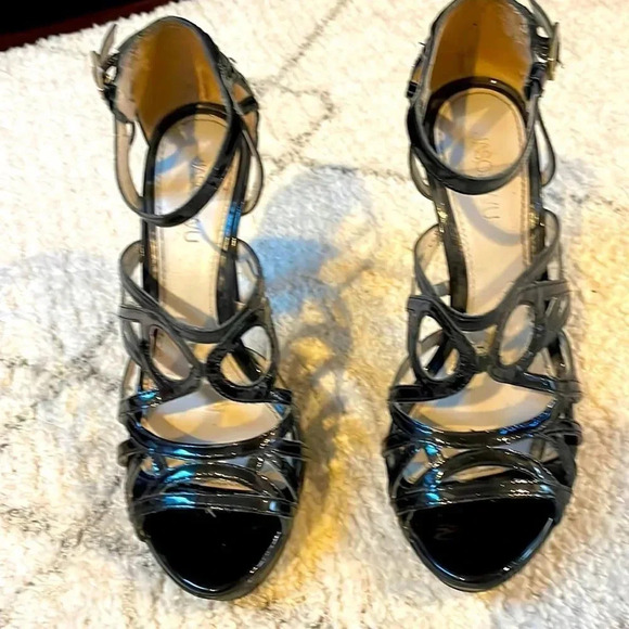 *Final Price* Jason Wu Black Patent Strappy Stiletto Heels Designer Size 35 GUC - Picture 1 of 7